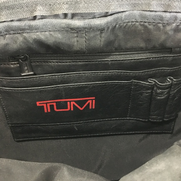 Tumi Alpha Black Leather Computer Briefcase - Picture 4 of 7